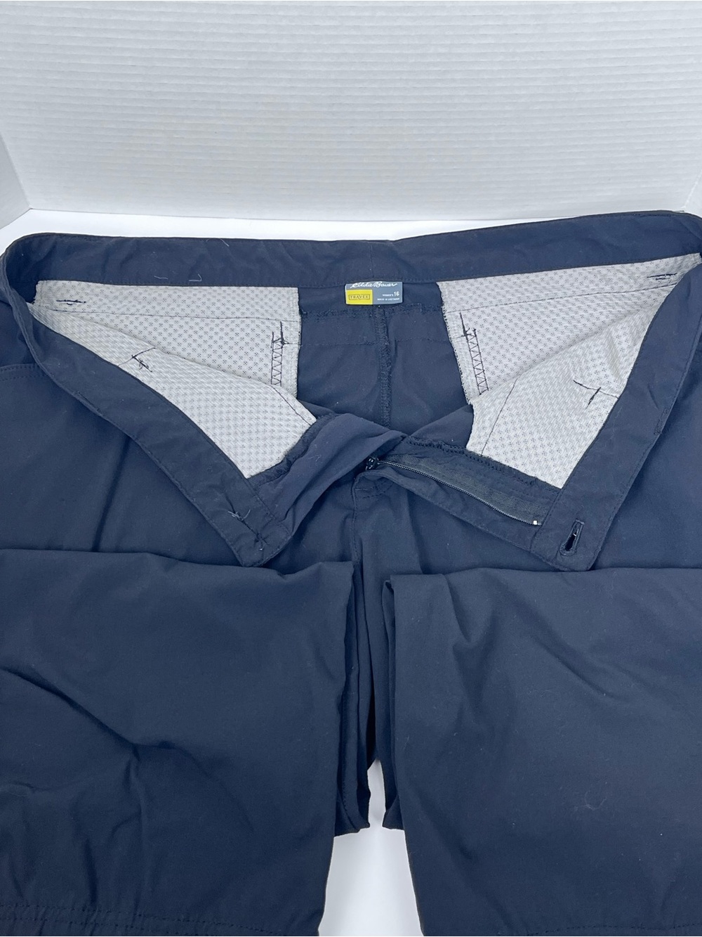 Eddie Bauer Women's Travex Black Nylon Cargo Hiking Capris Size 16; Outdoor - Picture 8 of 11